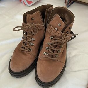 Vince camuto suede combat boots barely worn no visible scuffs